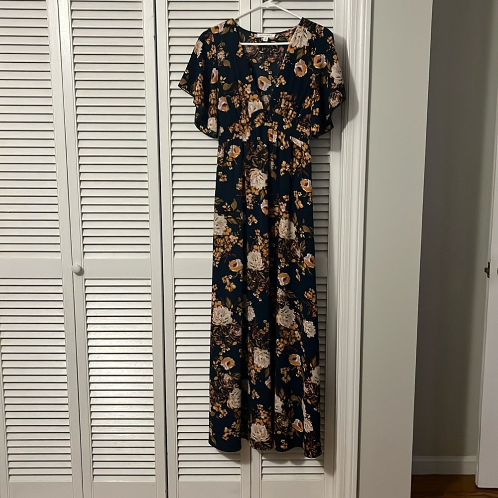 Bailey Blue long floral float dress size Small